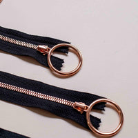Rose gold zipper - Large pull tab - Black