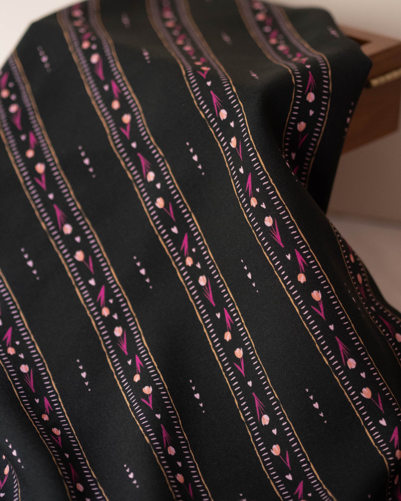 Viscose - Bloom Every Day Noir Rayures - COUPONS