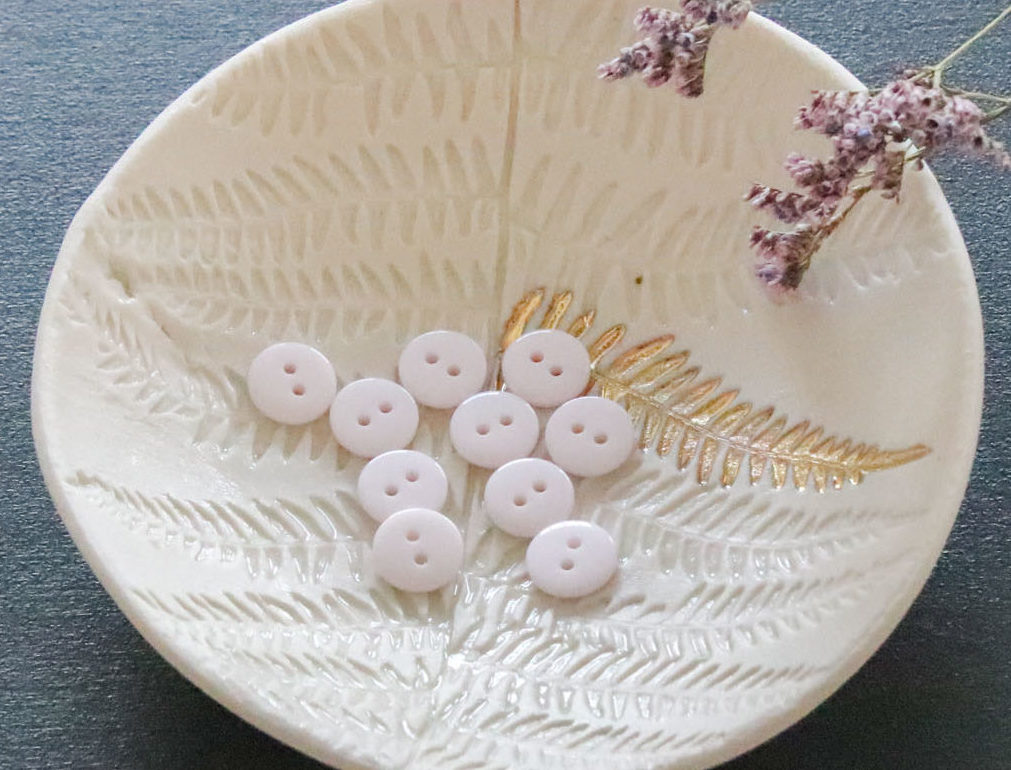 Bouton plat brillant - Blanc Cassé