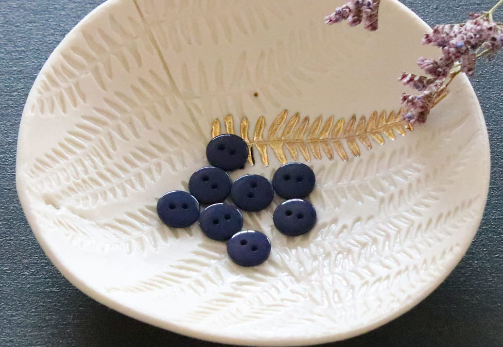 Bouton plat brillant - Bleu Marine