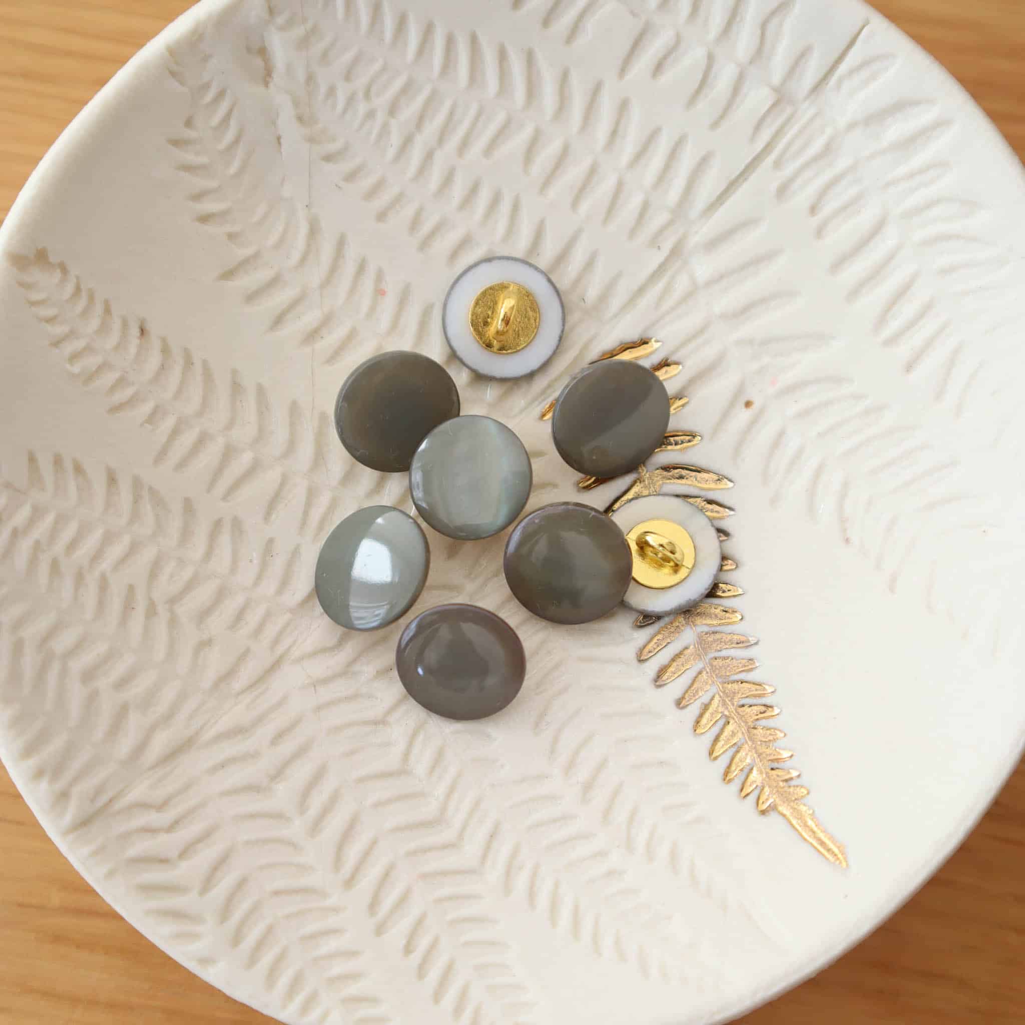 Bouton en nacre à queue - Verveine