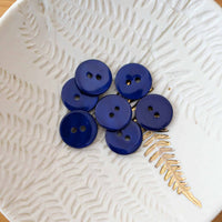 Bouton en nacre plat - Bleu Marine