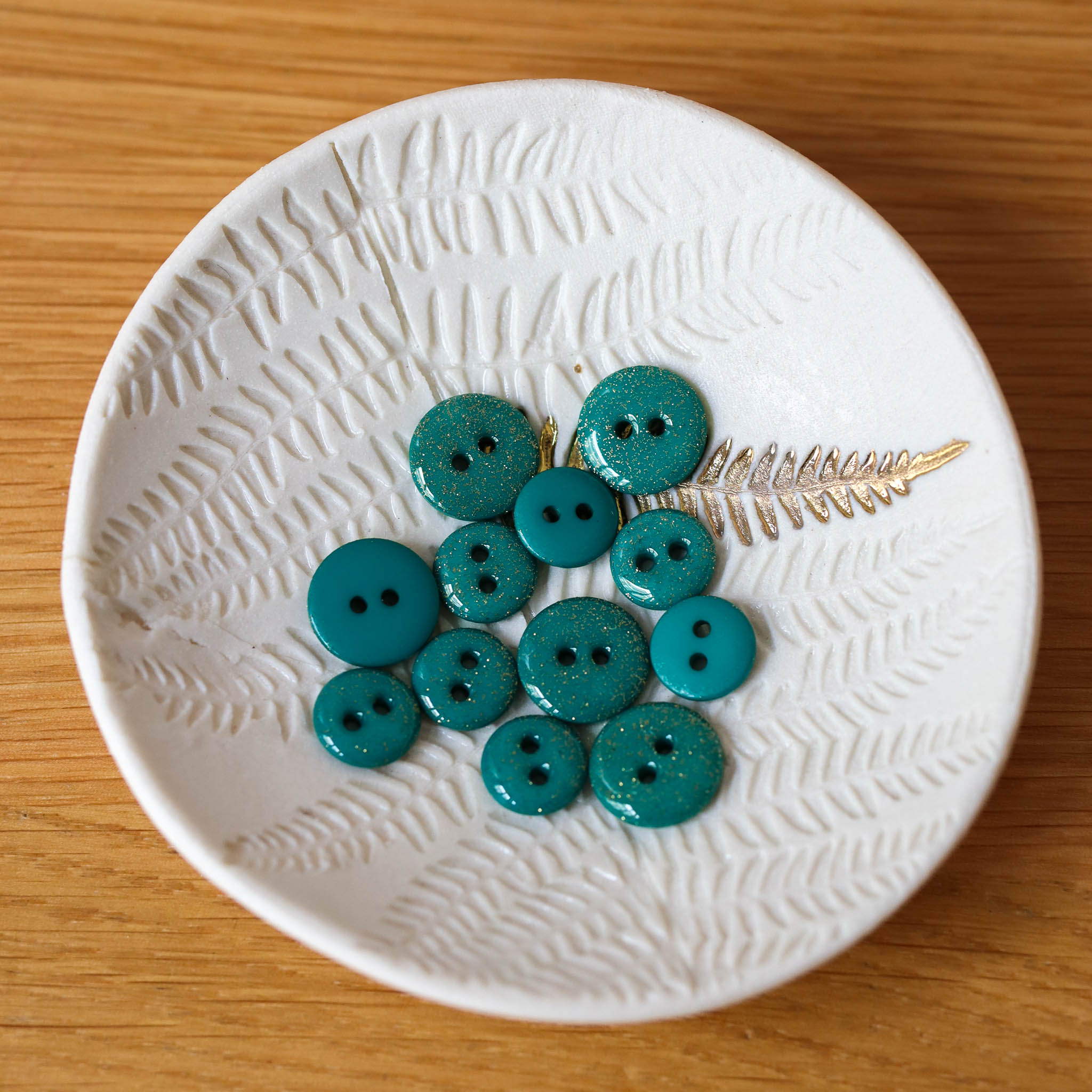 Two-hole glitter button - Emerald