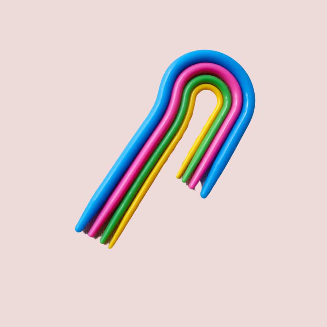 Set of 4 auxiliary needles for "U" shaped twists