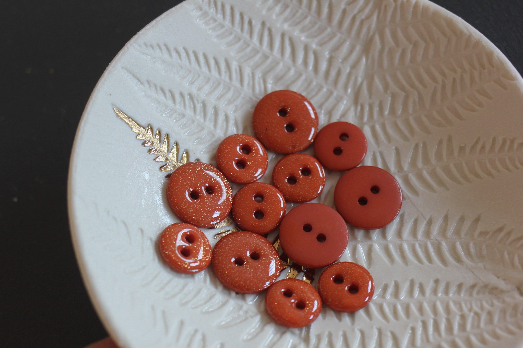 Bouton glitter deux trous - Caramel