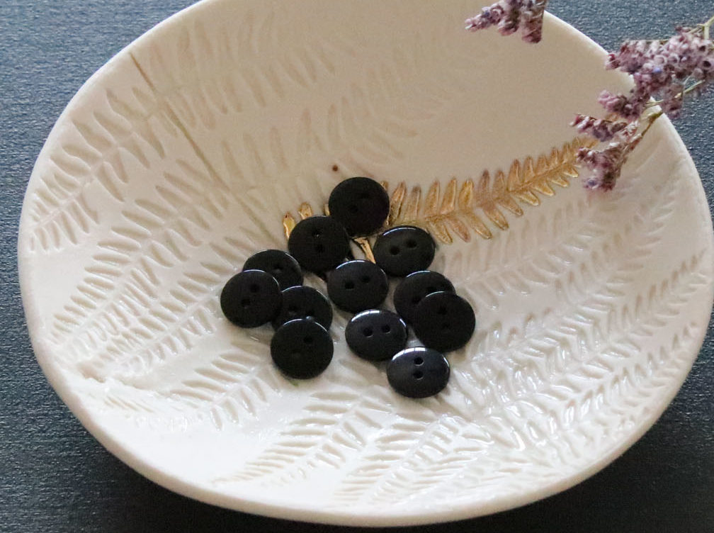 Bouton plat brillant - Noir