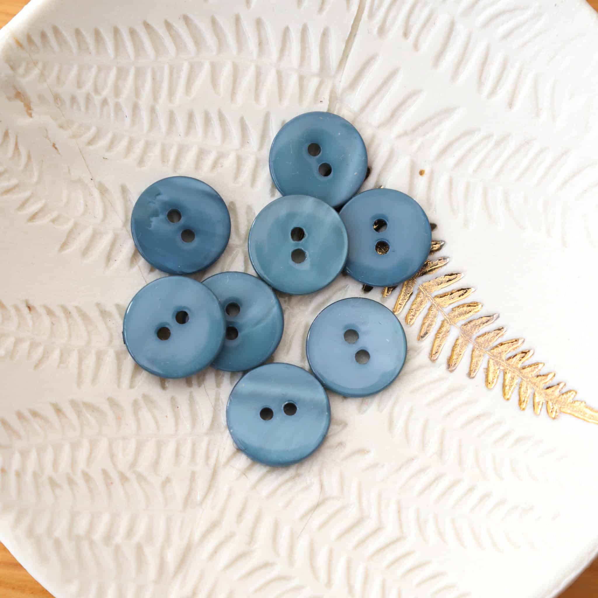 Bouton en nacre plat - Orage