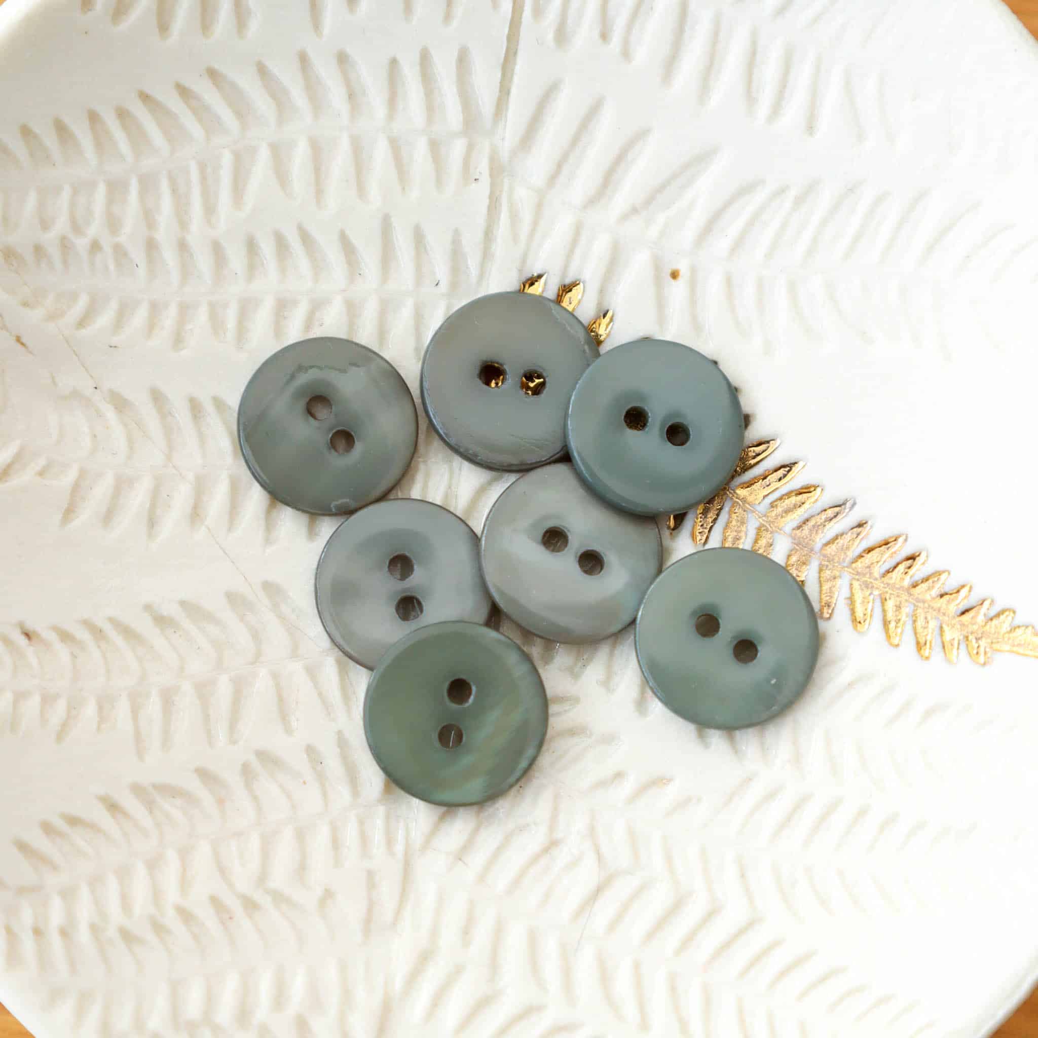 Bouton en nacre plat - Verveine