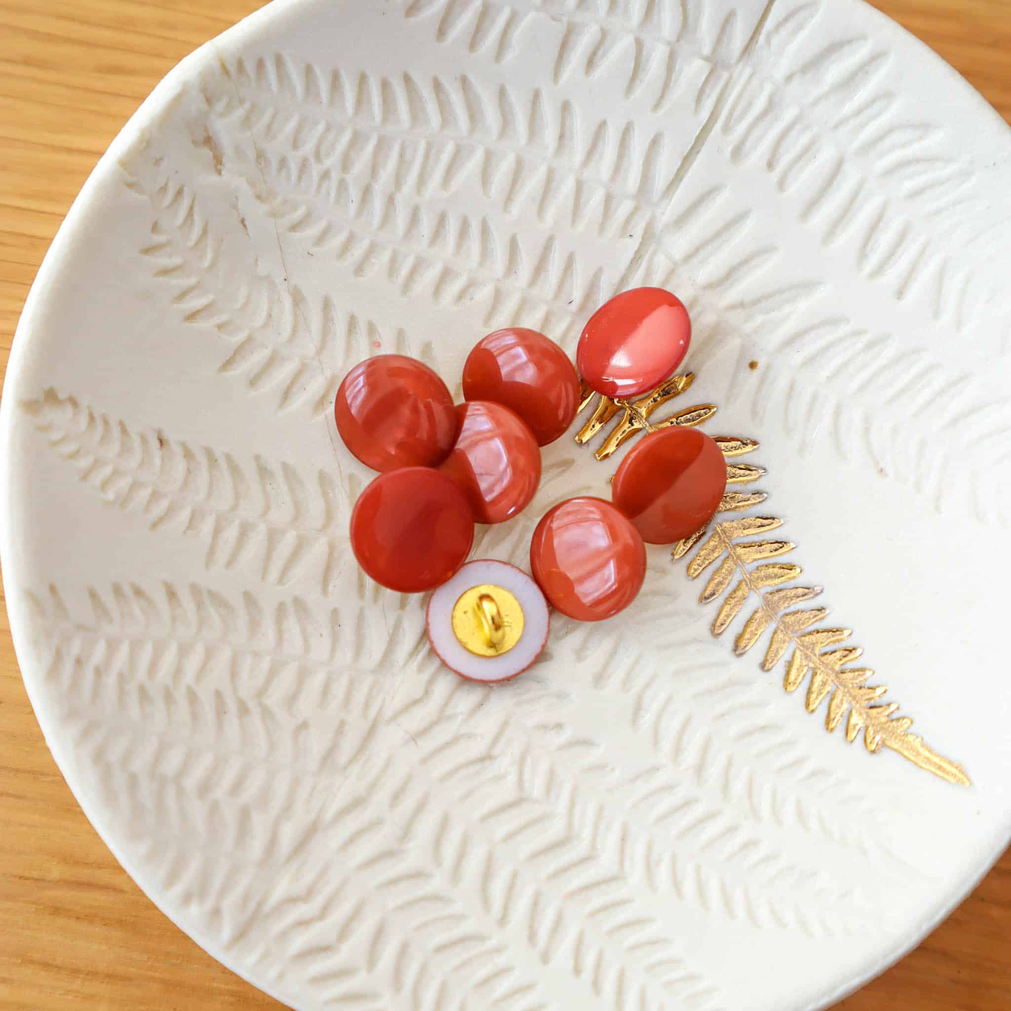 Bouton en nacre à queue - Terracotta