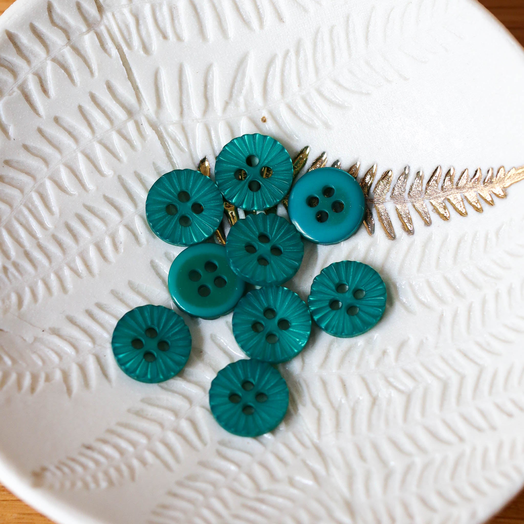 Daisy Button - Emerald