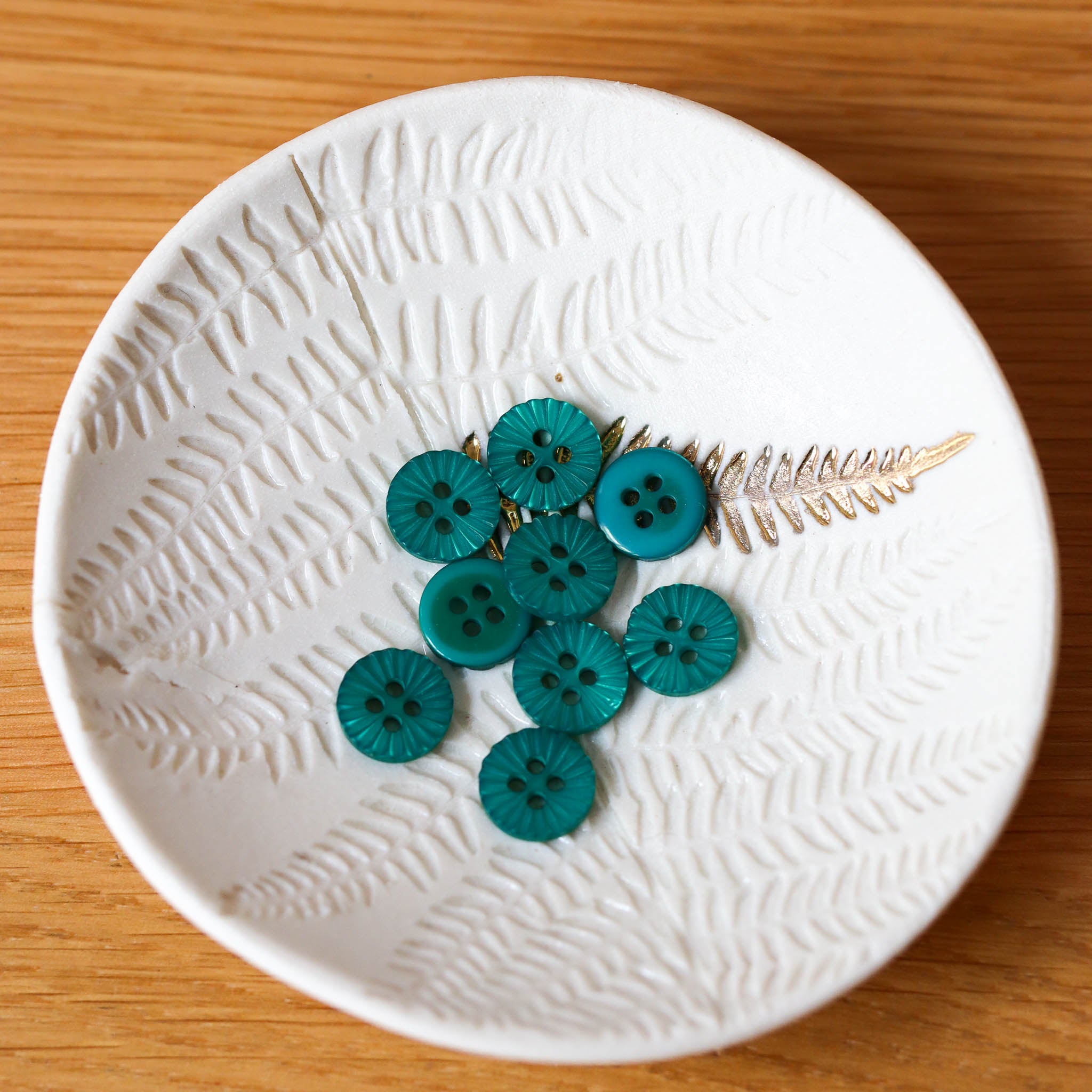 Daisy Button - Emerald