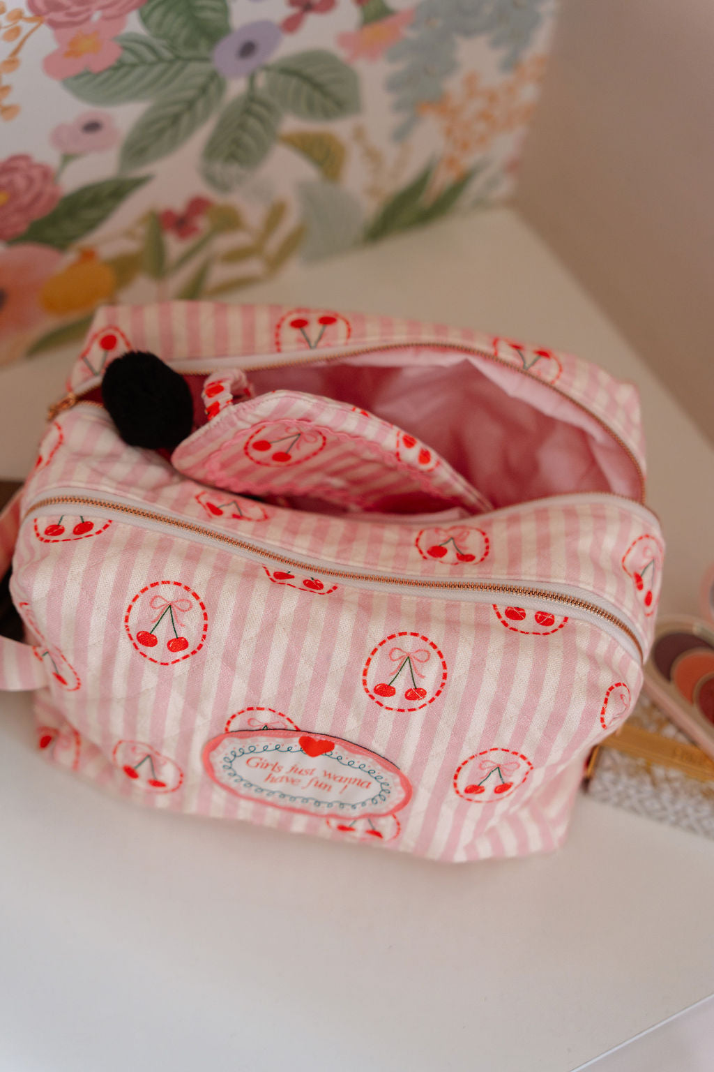 Couture Box - Cherry Vanity - PRE-ORDER ON 09/10