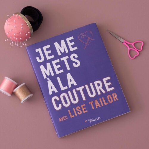 Alternative view of Je me mets à la couture