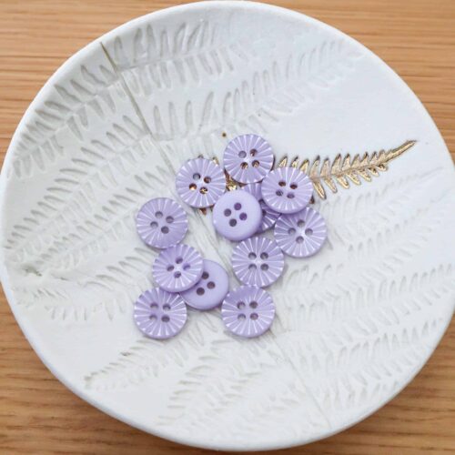 Alternative view of Bouton Pâquerette - Lilas