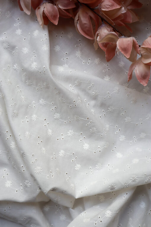 Upcycling - Broderie Anglaise