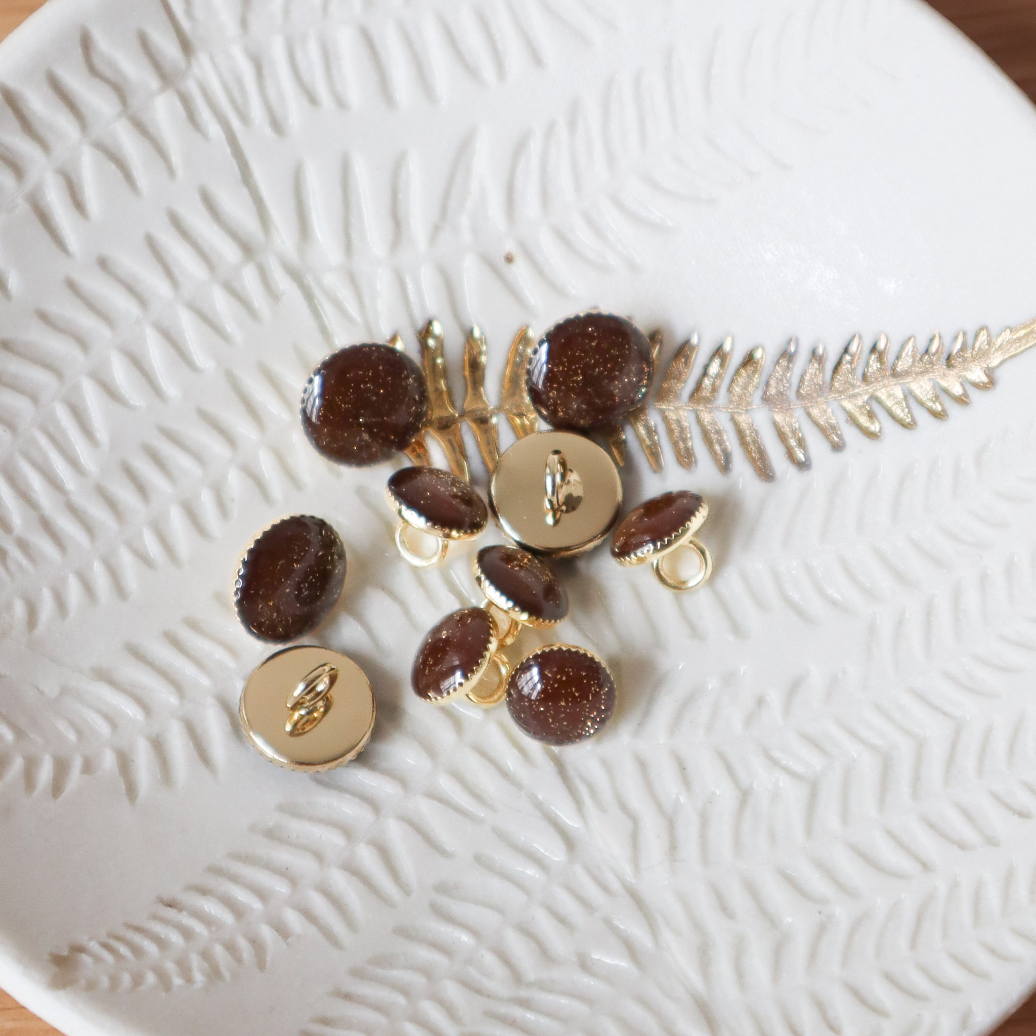 Shank button – Gold glitter – Chestnut - Image 2