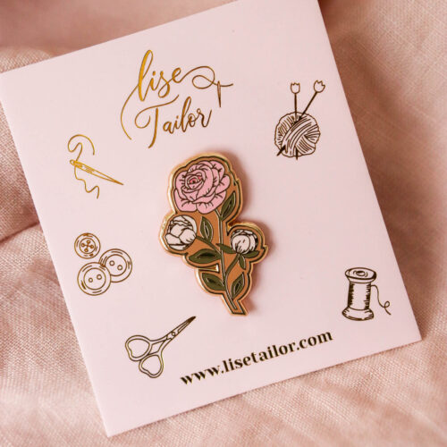 Alternative view of Pin’s Rose Eternel